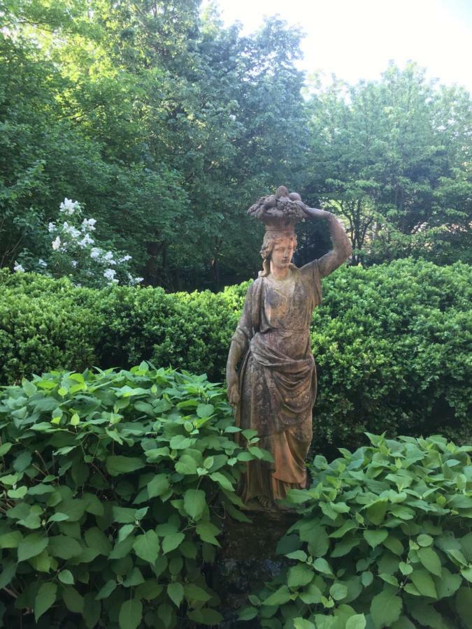 Embassy Row Bnb Zagabria Esterno foto